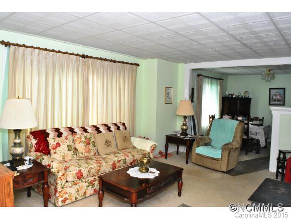 9 Salem Avenue - Photo 3