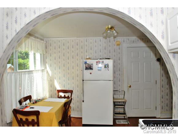 9 Salem Avenue - Photo 6