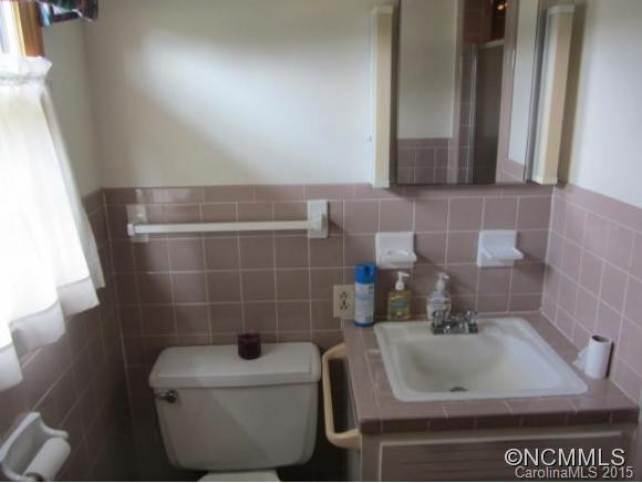 1870 Ferry Road - Photo 12