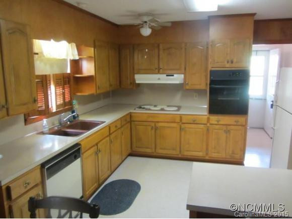 1870 Ferry Road - Photo 3