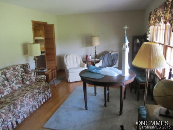 1870 Ferry Road - Photo 6
