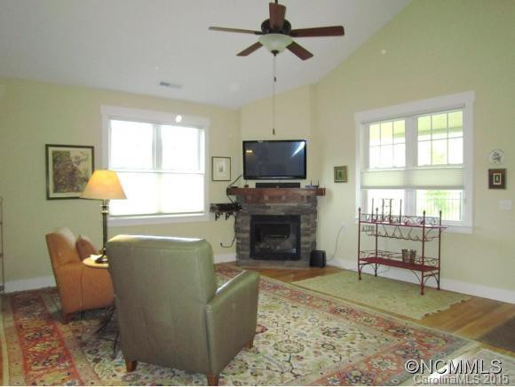 20 Creekside View Drive - Photo 2