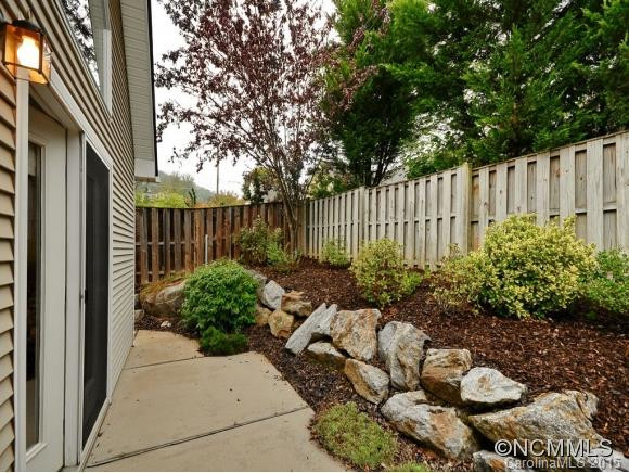 12 Beekeeper Trail - Photo 17