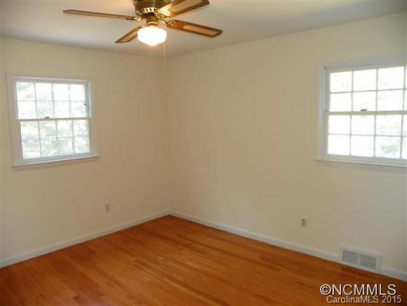 9 Foxchase Road - Photo 14