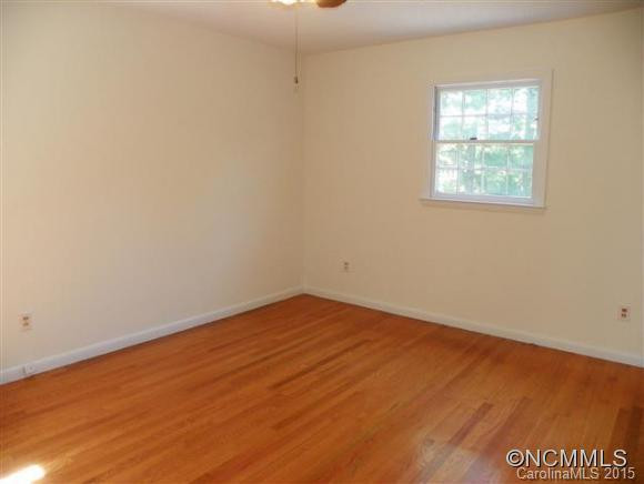 9 Foxchase Road - Photo 15
