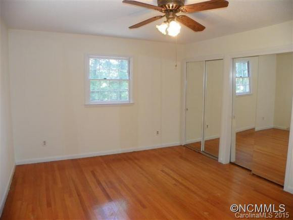 9 Foxchase Road - Photo 16