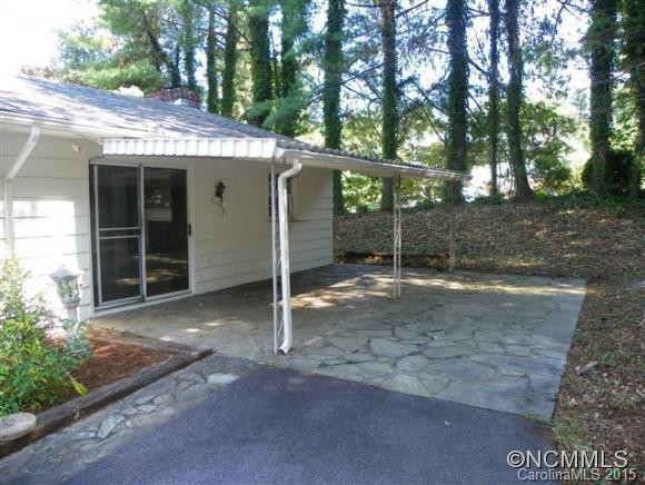 9 Foxchase Road - Photo 4