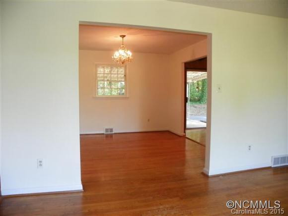 9 Foxchase Road - Photo 10