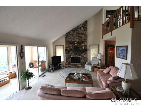 304 Fleetwood Plaza - Photo 2