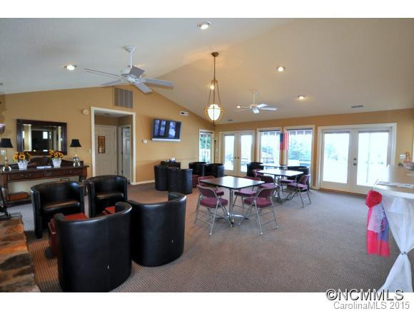 304 Fleetwood Plaza - Photo 20