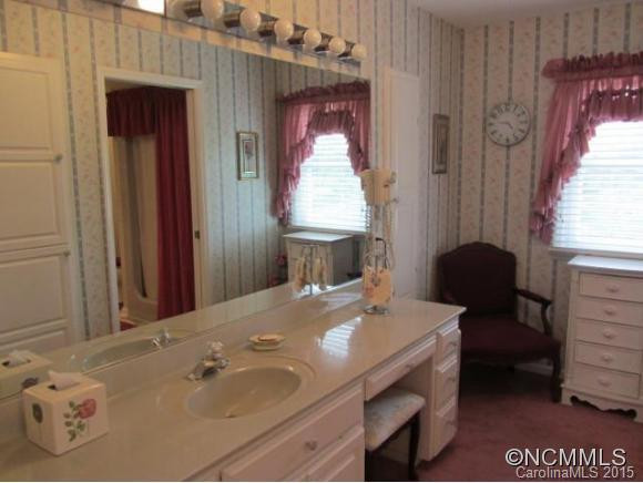 225 North Woodleaf Road - Photo 12