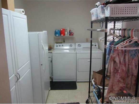 225 North Woodleaf Road - Photo 14