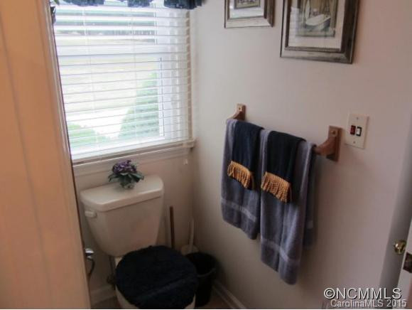 225 North Woodleaf Road - Photo 18