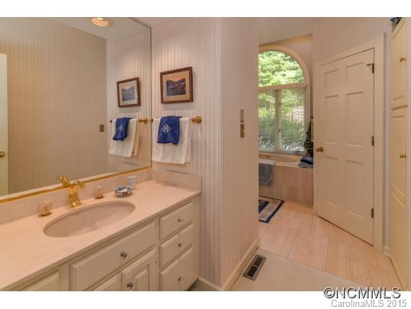 308 Kenmure Drive - Photo 13