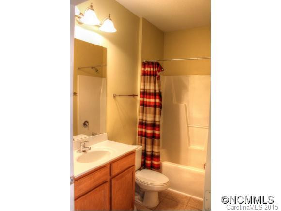 202 Brickton Village Cir, Unit 105 - Photo 11