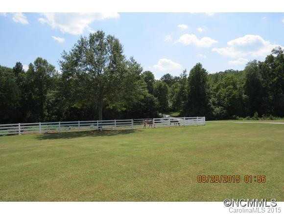 284 Line Drive - Photo 3