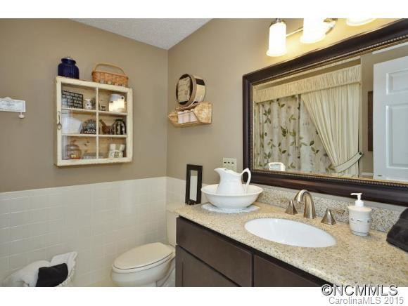 703 Fleetwood Plaza - Photo 11