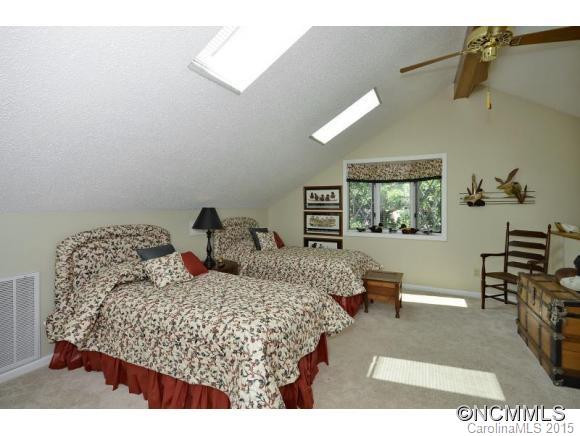 703 Fleetwood Plaza - Photo 12