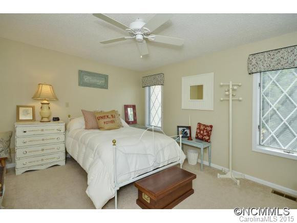 703 Fleetwood Plaza - Photo 10