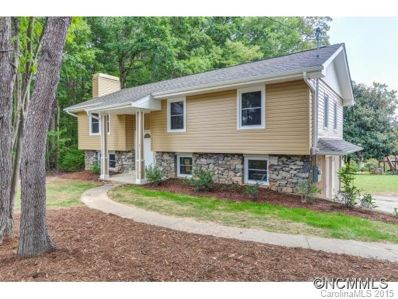 7 Fair Oaks Road - Photo 2