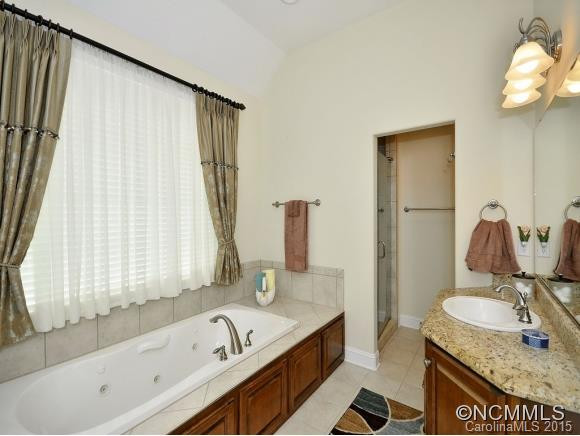 22 Chartwell Lane - Photo 16