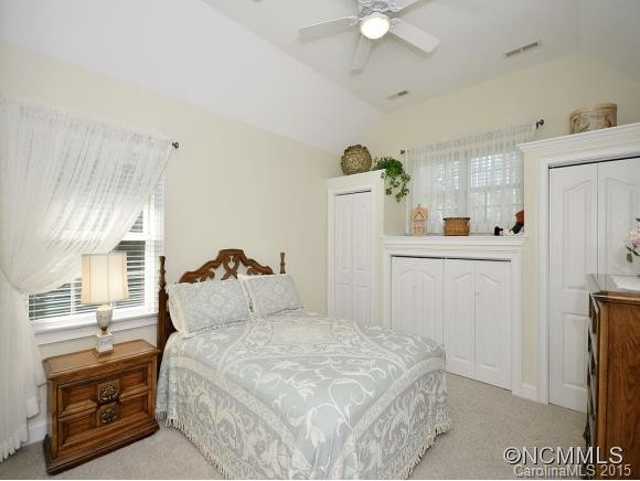 22 Chartwell Lane - Photo 17