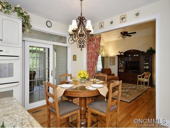 22 Chartwell Lane - Photo 9