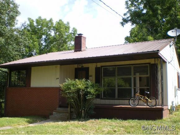 206 West Lane