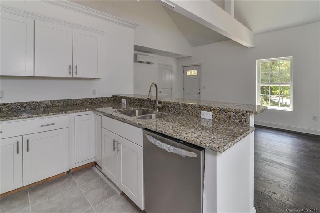 206 State Street - Photo 4