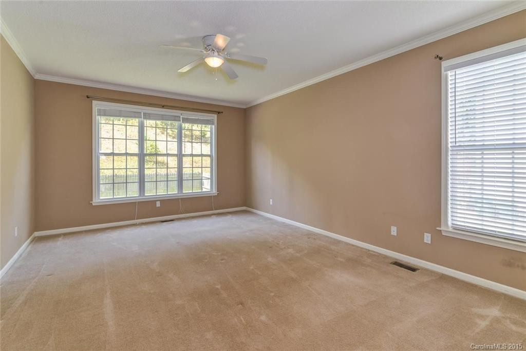 5 Groton Way - Photo 14