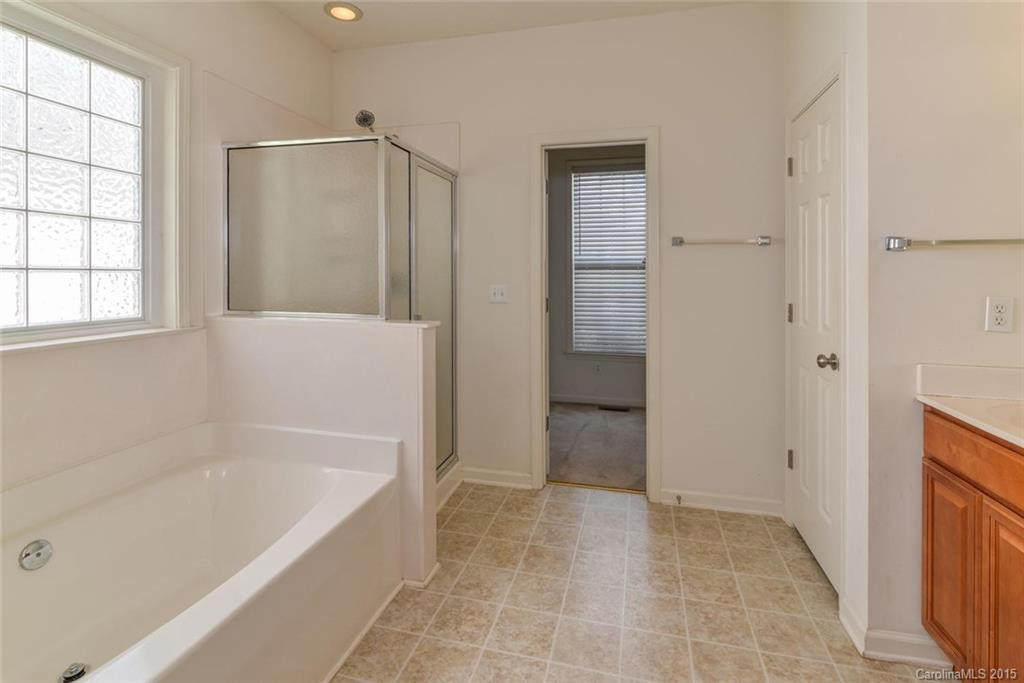 5 Groton Way - Photo 16