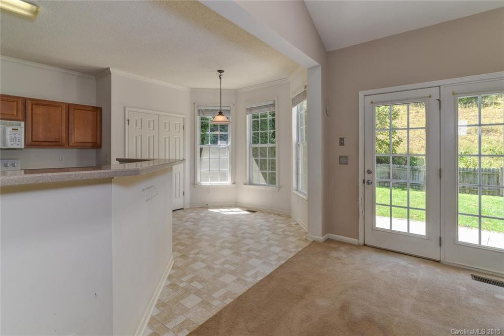 5 Groton Way - Photo 9