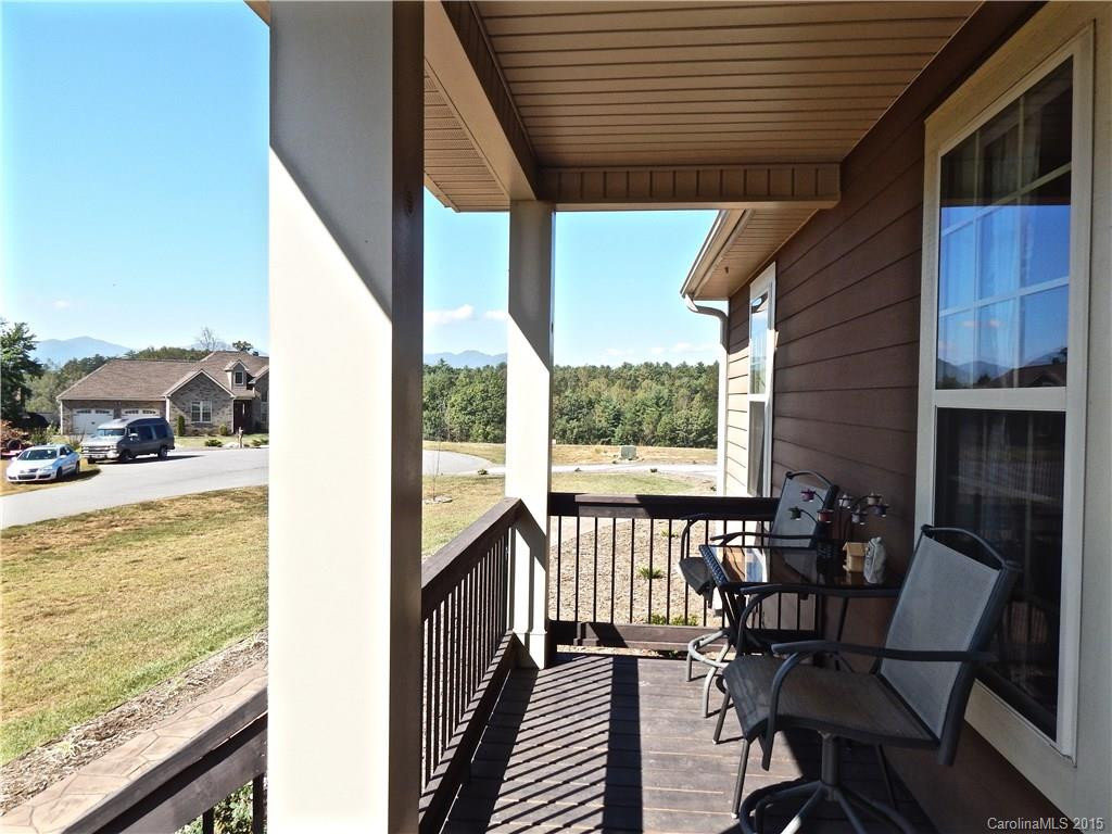 37 Alaskan Drive - Photo 3