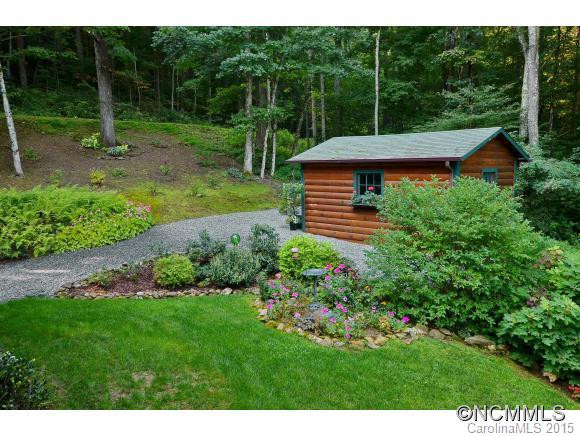 1730 Old Country Road - Photo 17