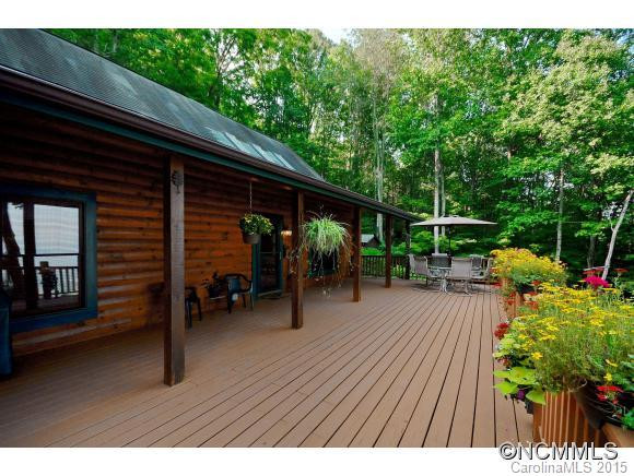 1730 Old Country Road - Photo 19
