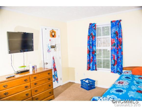 8 Wyatt Street - Photo 11