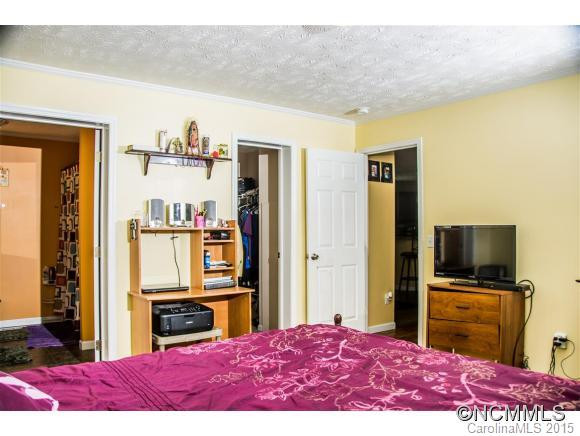 8 Wyatt Street - Photo 15