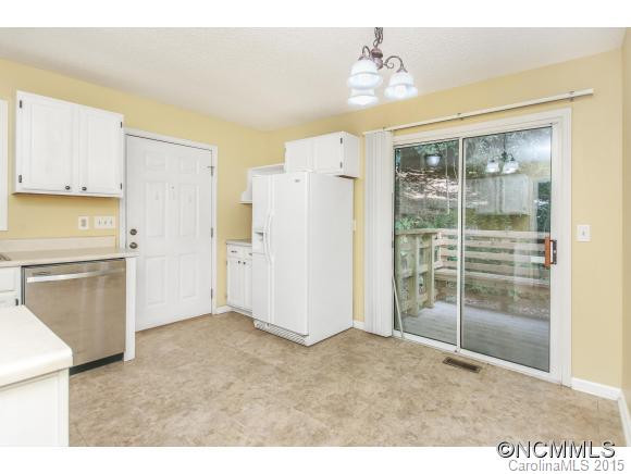 320 Mountain Crest - Photo 5