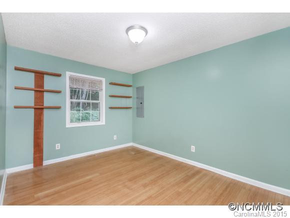 320 Mountain Crest - Photo 7