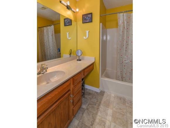 64 Ravencroft Lane - Photo 17
