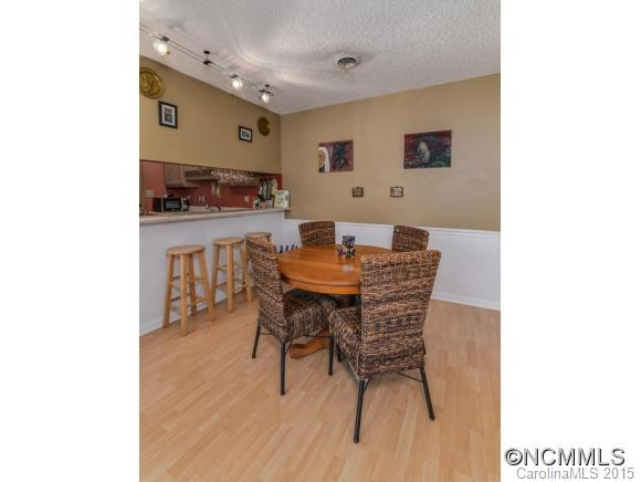 64 Ravencroft Lane - Photo 9