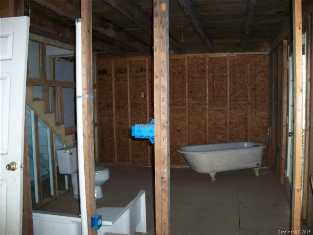 121 McDonald - Photo 16
