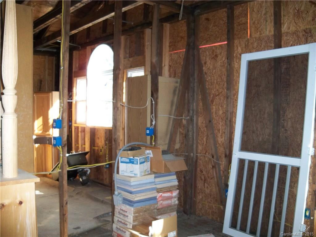 121 McDonald - Photo 9