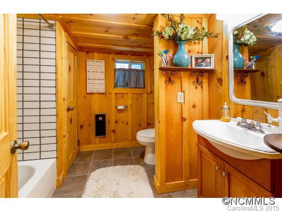 1344 Solomon Jones Road - Photo 9