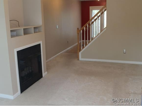196 Farington Circle - Photo 2