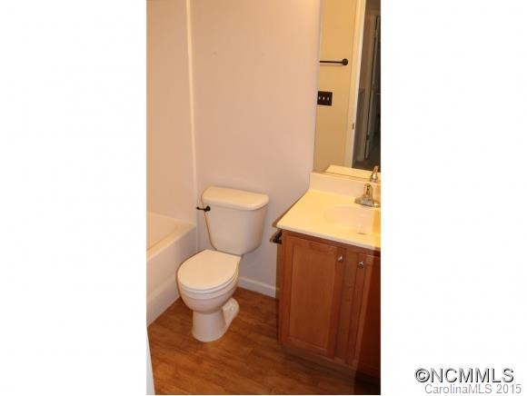196 Farington Circle - Photo 15