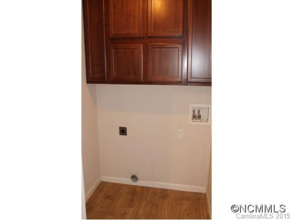 196 Farington Circle - Photo 9
