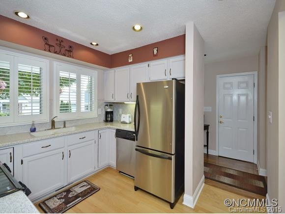110 Carriage Walk Lane - Photo 8
