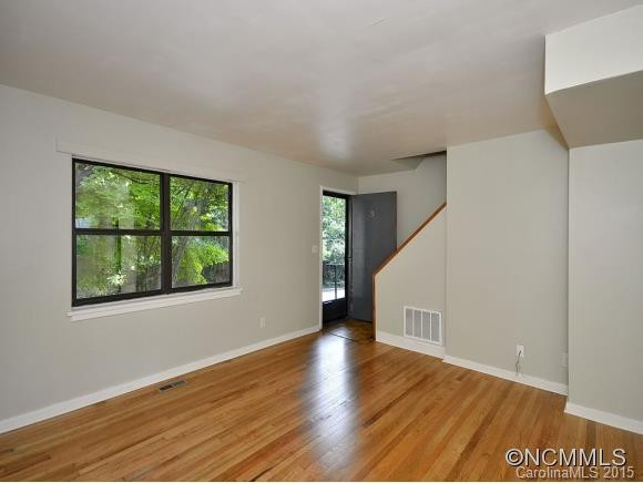615 Biltmore Avenue - Photo 2