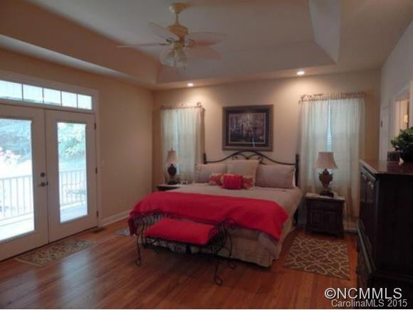 200 Classic Oaks Circle - Photo 3